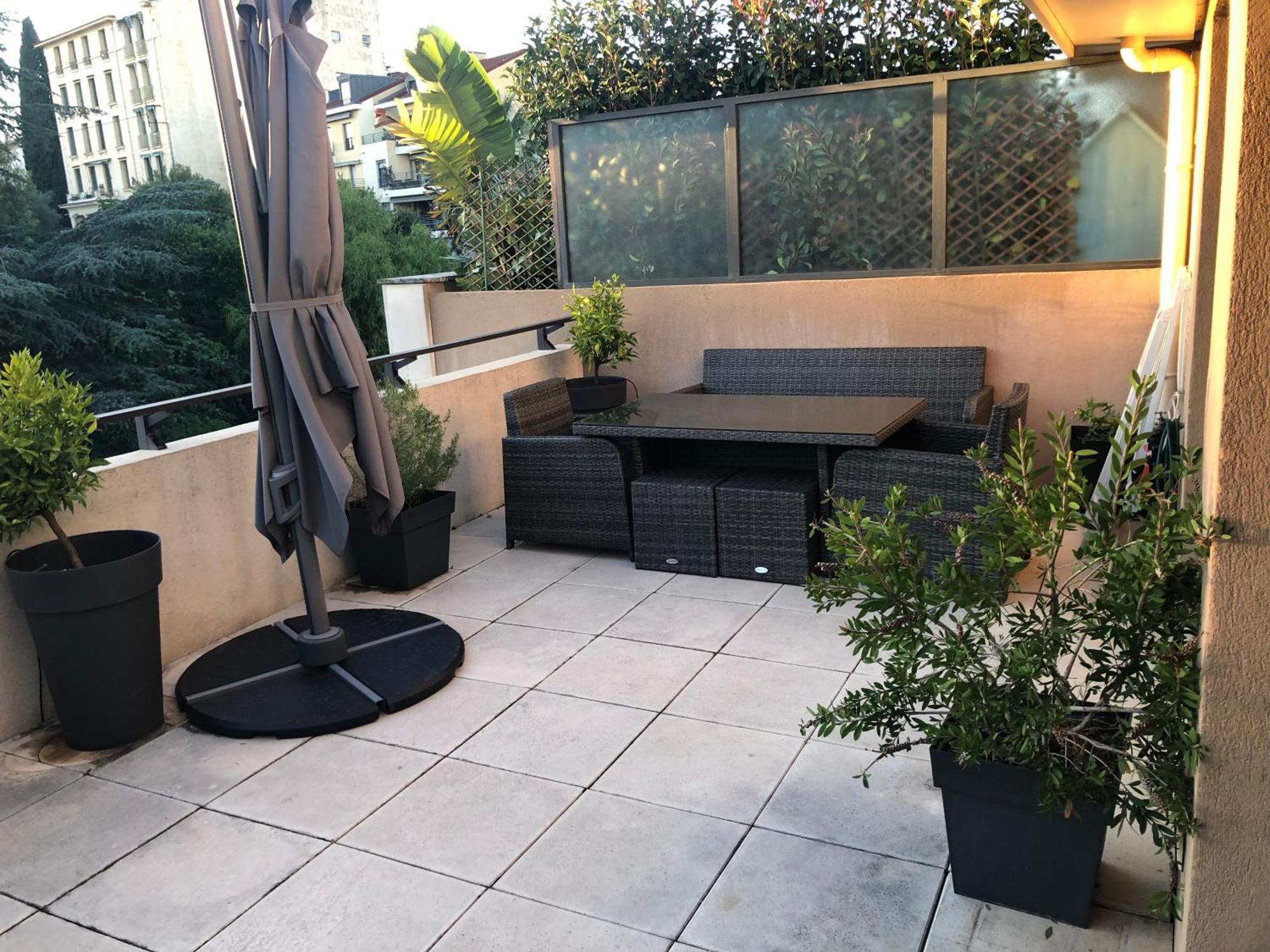 Toit Terrasse Dans Avec Piscine Appartement